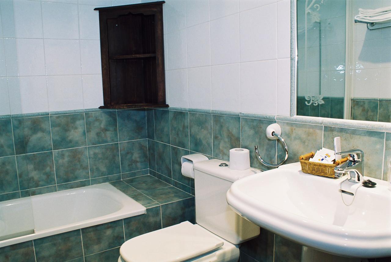 Hotel Conventin Villaviciosa  Εξωτερικό φωτογραφία